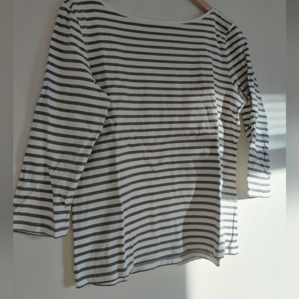 Sage Green Striped 3/4 shirt